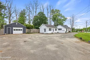 689 N Main St, Sheffield, MA 01257 - Photo 3