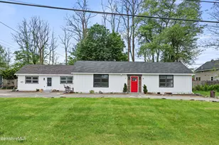 689 N Main St, Sheffield, MA 01257 - Photo 1