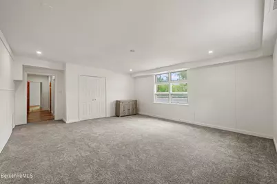 689 N Main St, Sheffield, MA 01257 - Photo 17