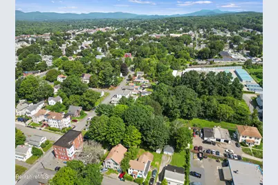 47-49 Lake St, Pittsfield, MA 01201 - Photo 11