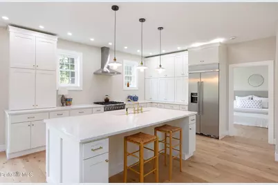 275 Division St, Great Barrington, MA 01230 - Photo 17