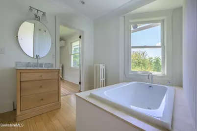 8 Oak St, Great Barrington, MA 01230 - Photo 29