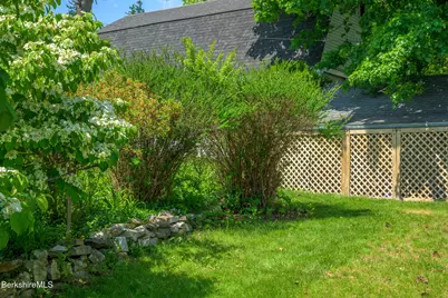 8 Oak St, Great Barrington, MA 01230 - Photo 47