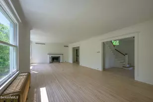 8 Oak St, Great Barrington, MA 01230 - Photo 9