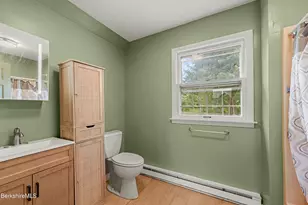 689 N Main St, Sheffield, MA 01257 - Photo 21