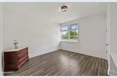 689 N Main St, Sheffield, MA 01257 - Photo 13