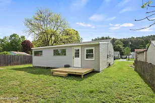 53 Tabar Ave, Lee, MA 01238 - Photo 25