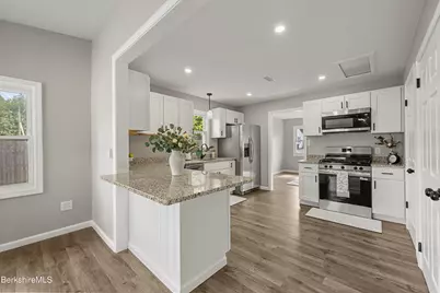 53 Tabar Ave, Lee, MA 01238 - Photo 11