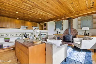 215 Old Stockbridge Rd, Lenox, MA 01240 - Photo 27