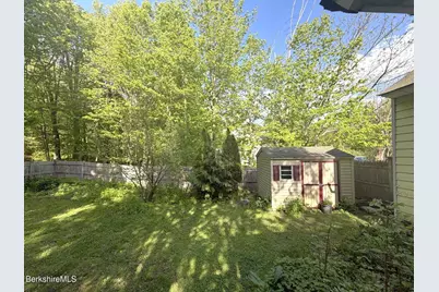 161 Main St, Hancock, MA 01237 - Photo 23