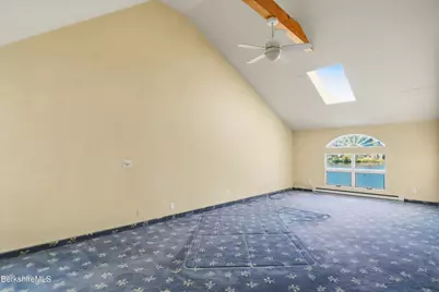 221 Ashmere Rd, Hinsdale, MA 01235 - Photo 21