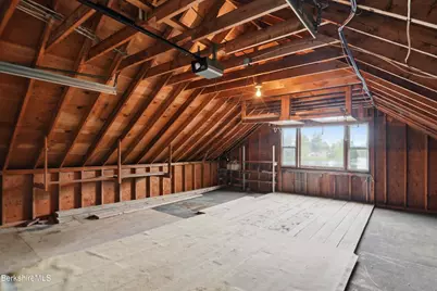 221 Ashmere Rd, Hinsdale, MA 01235 - Photo 37