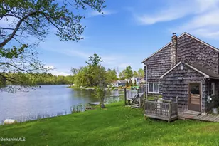 221 Ashmere Rd, Hinsdale, MA 01235 - Photo 5