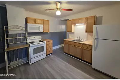 20 Crandall St, Adams, MA 01220 - Photo 7