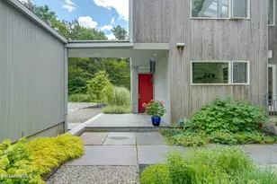 103 Longview Dr, Becket, MA 01223 - Photo 3