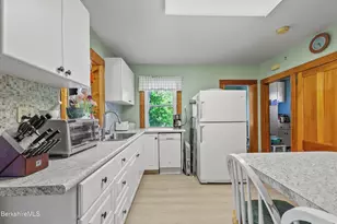 143-145 Newell St, Pittsfield, MA 01201 - Photo 21