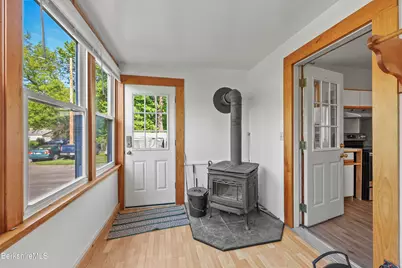 143-145 Newell St, Pittsfield, MA 01201 - Photo 3
