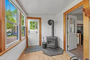 143-145 Newell St, Pittsfield, MA 01201 - Photo 3