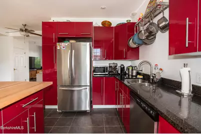 4 Edmunds St #M301, Adams, MA 01220 - Photo 17