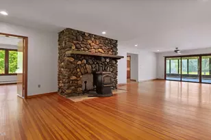 20 E Dugway Rd, Lenox, MA 01240 - Photo 17