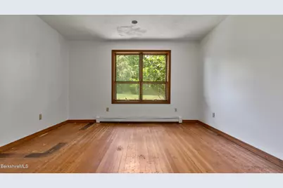20 E Dugway Rd, Lenox, MA 01240 - Photo 27