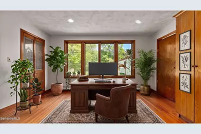 20 E Dugway Rd, Lenox, MA 01240 - Photo 23