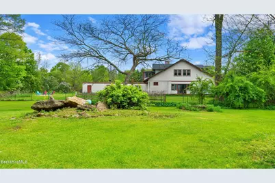 20 E Dugway Rd, Lenox, MA 01240 - Photo 47