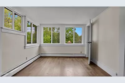 20 E Dugway Rd, Lenox, MA 01240 - Photo 33