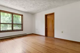 20 E Dugway Rd, Lenox, MA 01240 - Photo 29