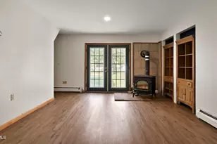 20 E Dugway Rd, Lenox, MA 01240 - Photo 31