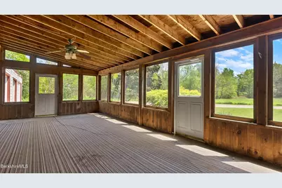 20 E Dugway Rd, Lenox, MA 01240 - Photo 7