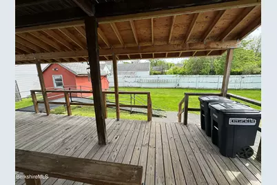 144 Parkside Ave, Pittsfield, MA 01201 - Photo 15