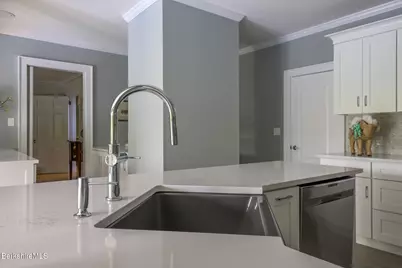 38 Crofut St, Pittsfield, MA 01201 - Photo 33