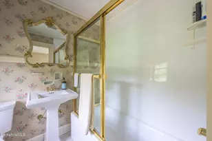 38 Crofut St, Pittsfield, MA 01201 - Photo 63