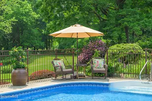 38 Crofut St, Pittsfield, MA 01201 - Photo 7