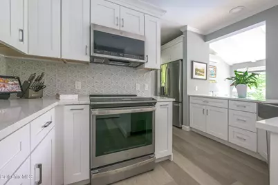 38 Crofut St, Pittsfield, MA 01201 - Photo 31