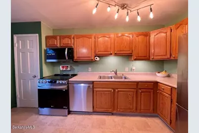 80-82 Prospect St, Lee, MA 01238 - Photo 5
