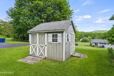 80-82 Prospect St, Lee, MA 01238 - Photo 9