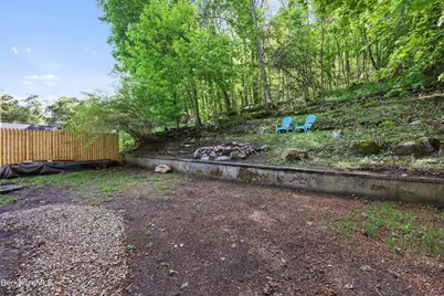 14 Charles St, North Adams, MA 01247 - Photo 31