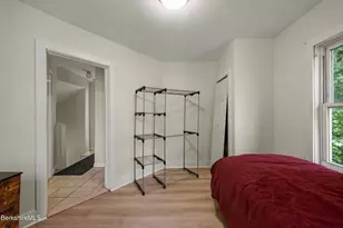 14 Charles St, North Adams, MA 01247 - Photo 27