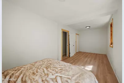 14 Charles St, North Adams, MA 01247 - Photo 23
