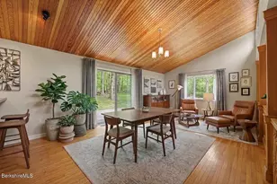 1862 Home Rd, Sheffield, MA 01257 - Photo 9