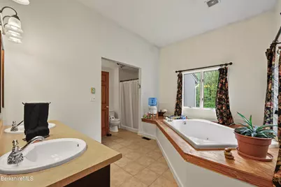 1862 Home Rd, Sheffield, MA 01257 - Photo 23