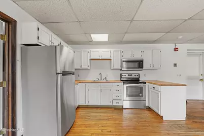 55 Crystal St #8, Lenox, MA 01240 - Photo 7