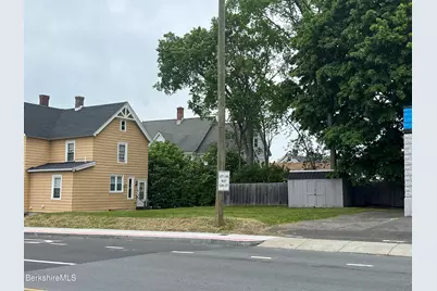 69 Tyler St, Pittsfield, MA 01201 - Photo 7