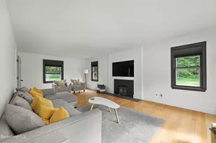 888 Hancock Rd, Williamstown, MA 01267 - Photo 15