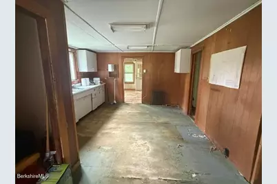 352 Shaft Rd, North Adams, MA 01247 - Photo 5