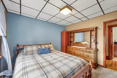 8 Richmond St, Adams, MA 01220 - Photo 53