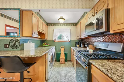 8 Richmond St, Adams, MA 01220 - Photo 13