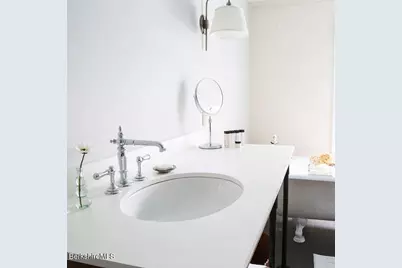 273 North St, Pittsfield, MA 01201 - Photo 23